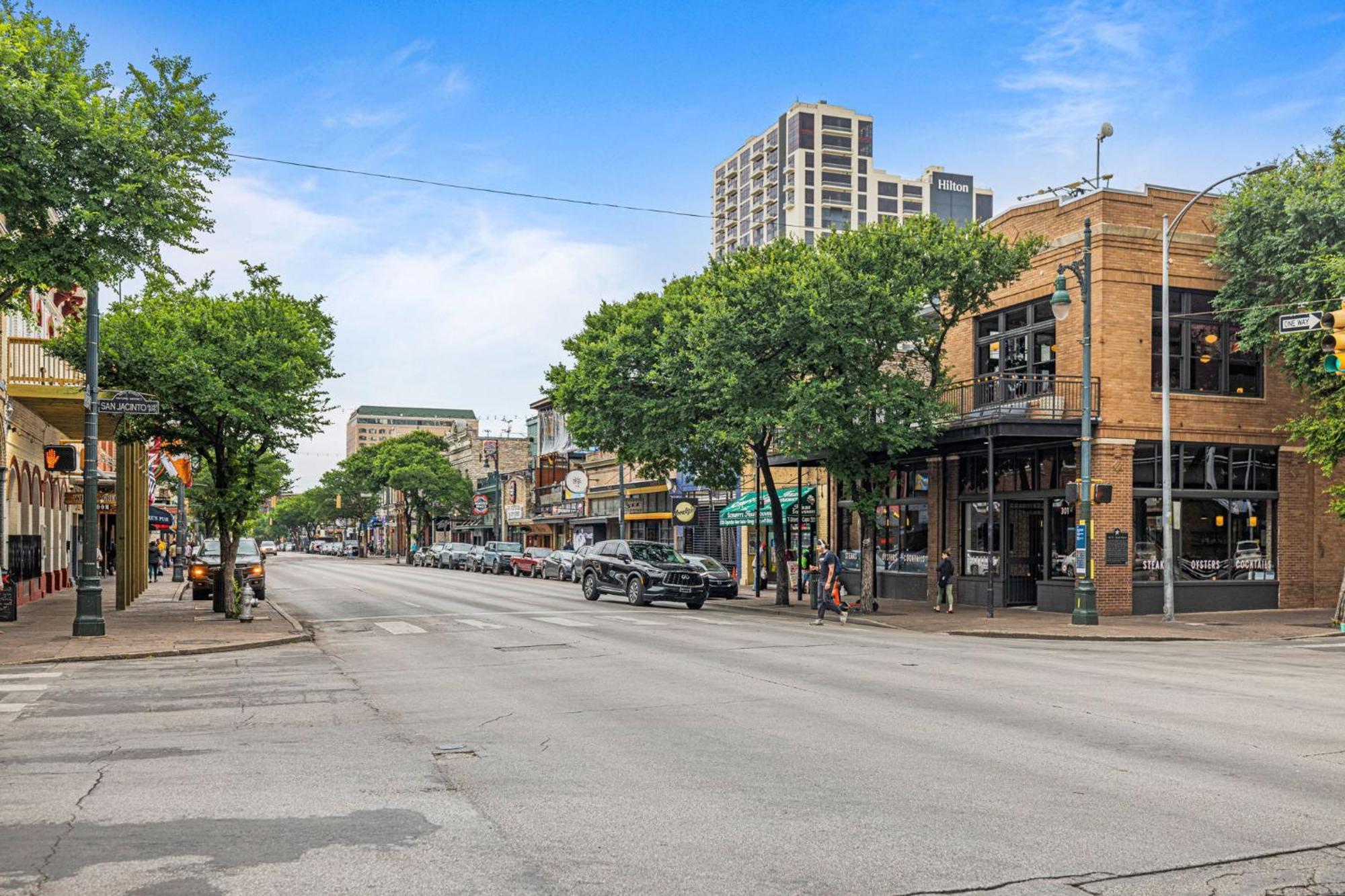 Littlefield Lofts, Hosted By Placemakr - 6Th St Austin Kültér fotó